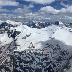 Verortung via Georeferenzierung der Kamera: Aufgenommen in der Nähe von Gemeinde Tux, Österreich in 3300 Meter